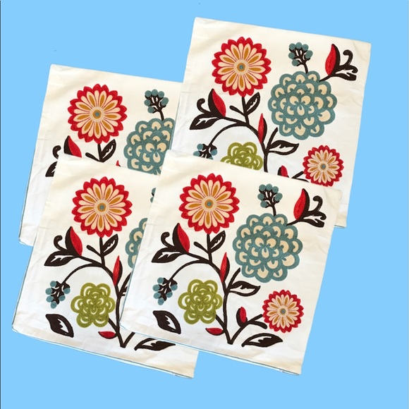 CUSHION COVERS (set 4 covers) - Picture 2 of 3